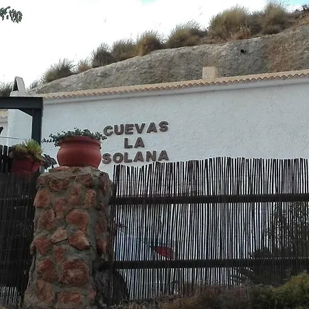 Cuevas La Solana * Graena