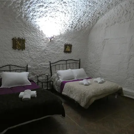 Cuevas La Solana *